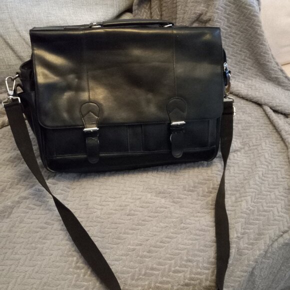 Wilson's Leather Black Leather shoulder strap Briefcase - Picture 1 of 5